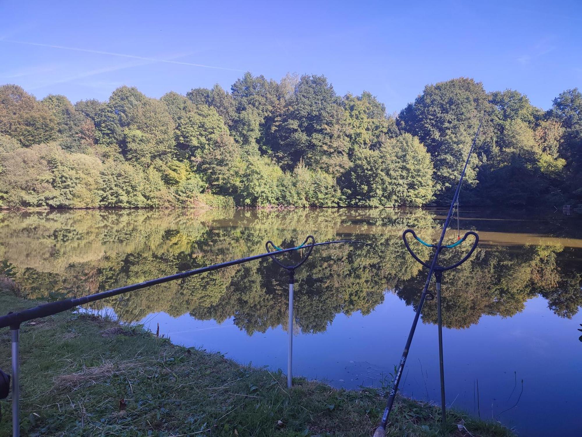 Camping Sous Les Belles Etoiles Peyrilhac ภายนอก รูปภาพ